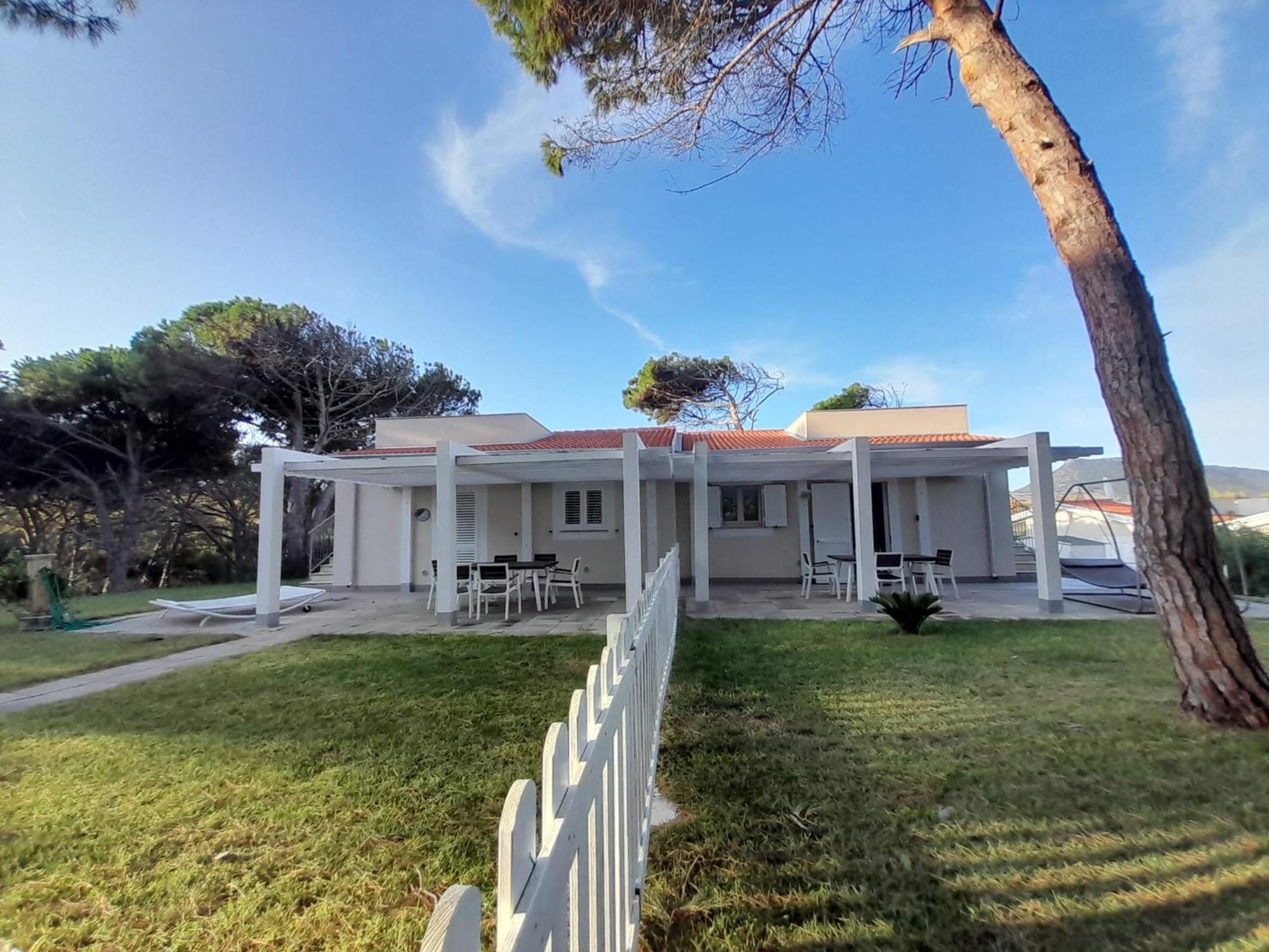 Casa Kia - 2 Camere Da Letto - Pet Friendly Valledoria  Bagian luar foto